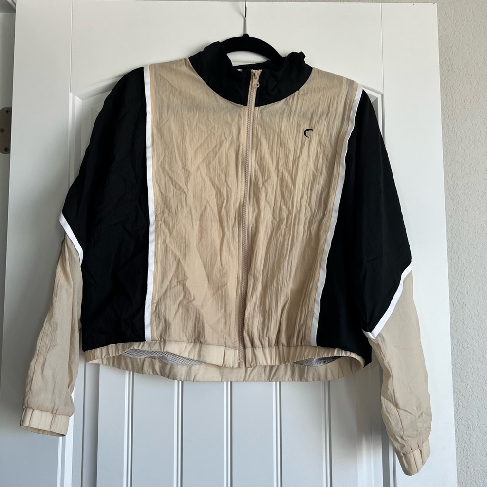 Zyia Active Medium Tan and Black Wind Breaker Jacket